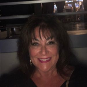 Meet your Posher, Helen